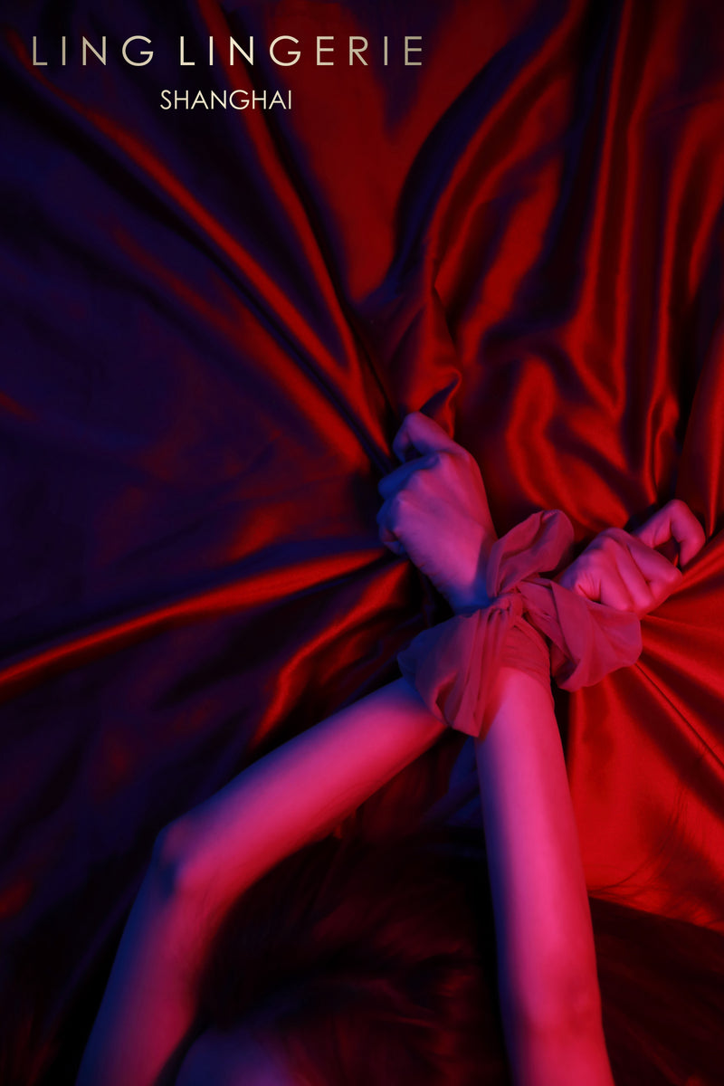 「Addicted Crotchless 瘾」3D Sheer Open Crotch tights 3D开裆免脱超薄丝袜